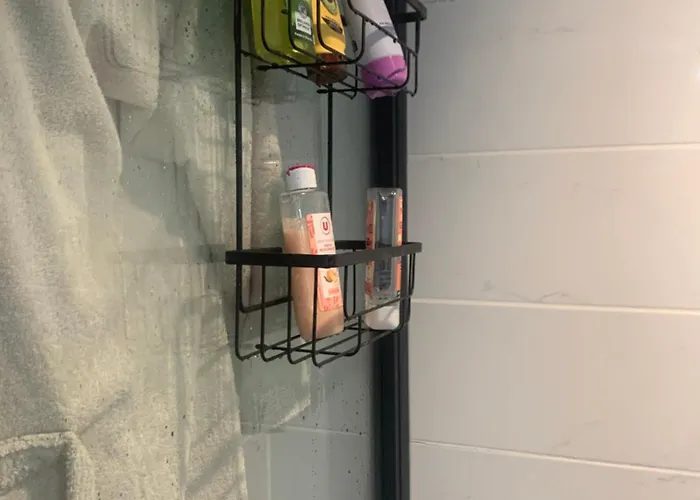 D Hotes H 3* 拉夫拉内