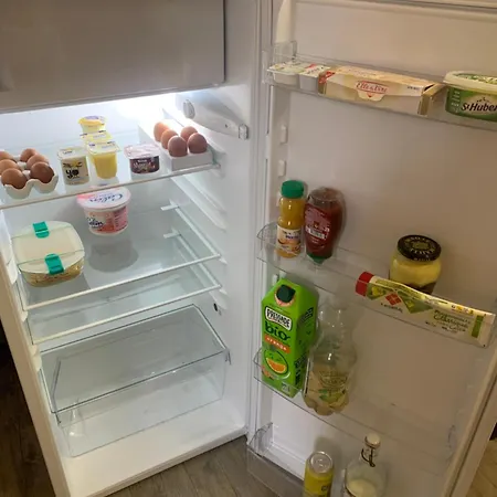 D Hôtes H Alojamento de Acomodação e Pequeno-almoço 3*