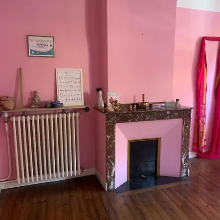 D Hôtes H 3* Lavelanet