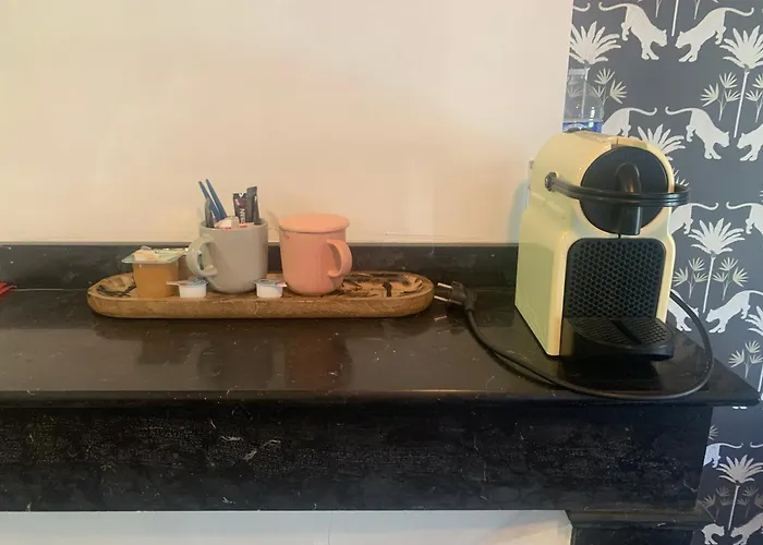 Bed and Breakfast D Hotes H 3*