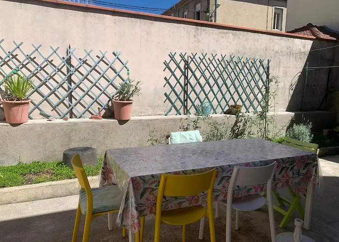 Bed and Breakfast D Hotes H Lavelanet